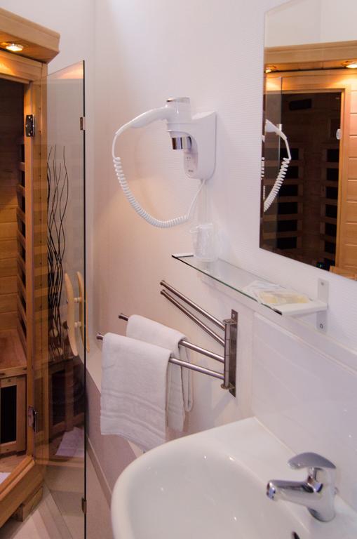 ลาเทรียม Bed & Breakfast เบทูน ภายนอก รูปภาพ